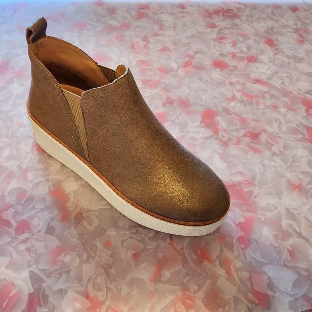 MIKE Bronze Metallic Brushed Suede